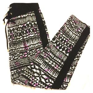 Aztec print Express pants. NWT